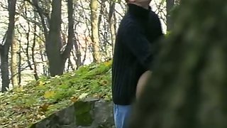 Voyeur hook-up blonde oral and bent over bang-out in public park in daylight